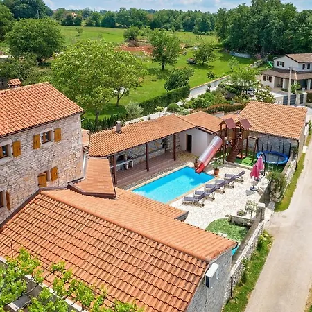 Casa Antoli * Bašići