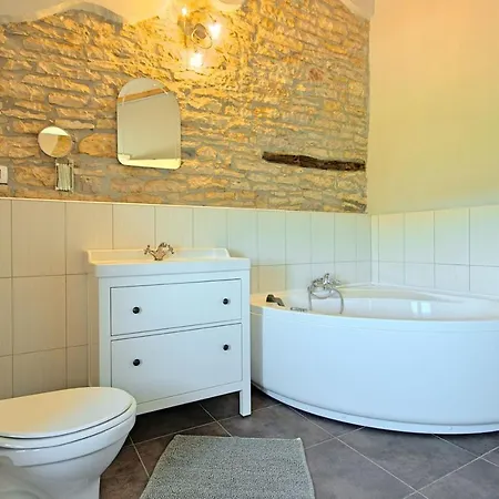 Casa Antoli * Bašići